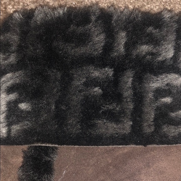 Fendi Short Boots 🤎 - Picture 3 of 8